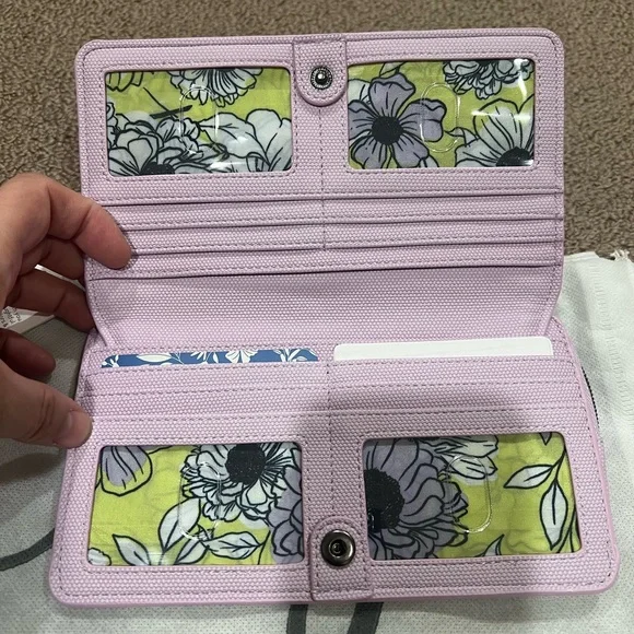 LUG Surrey Matte Luxe VL RFID Wallet - Sugarplum IcePop NWT - Picture 5 of 8